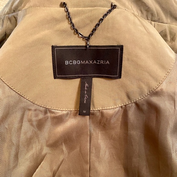 ❌SOLD❌BCBGMaxAzria Trench Coat Size Medium - Picture 16 of 16